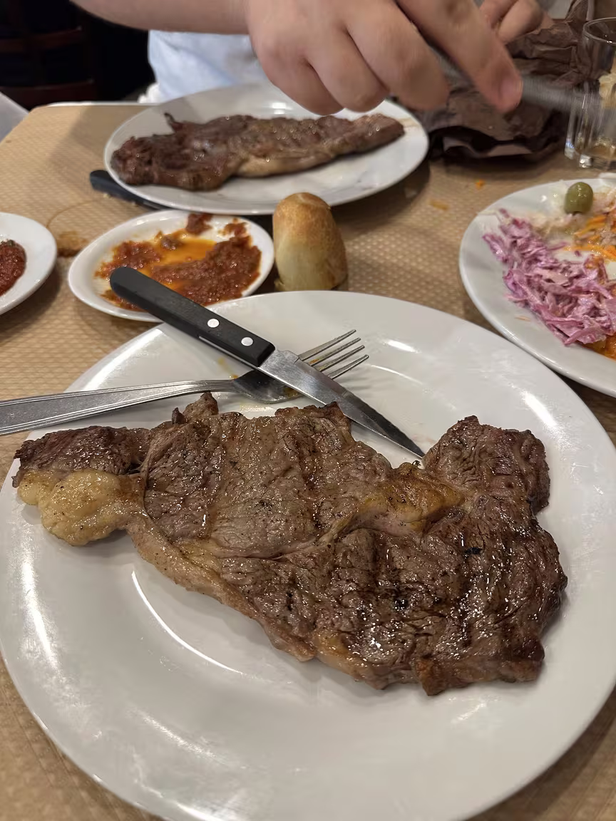 Dav and Jo "GUICHI"- Restaurant Cacher - Image 2