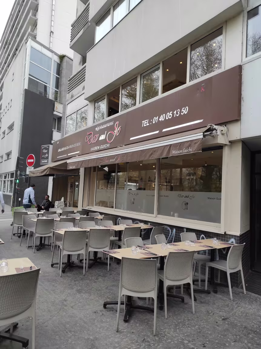 Dav and Jo "GUICHI"- Restaurant Cacher