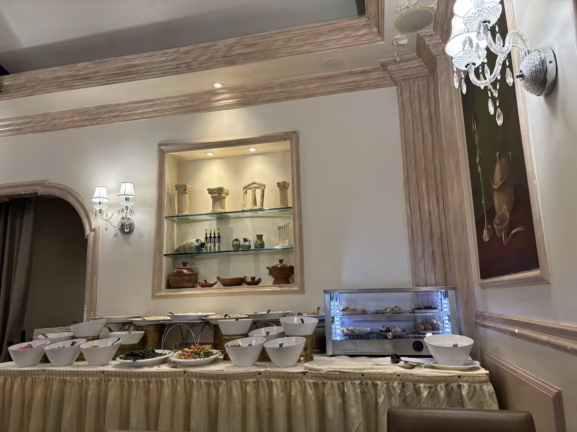 Fakra Restaurant Libanais - Image 2