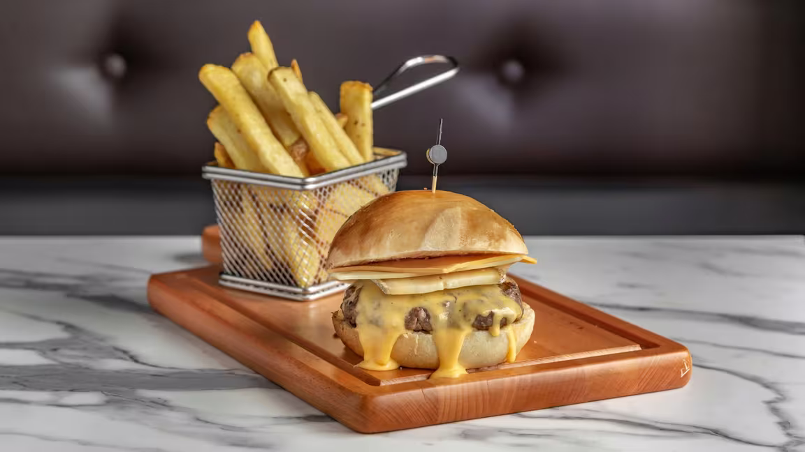 Tasty Burger - Image 2