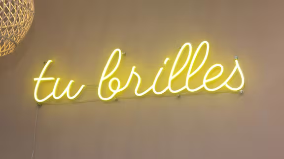 Tu Brilles - Image 3