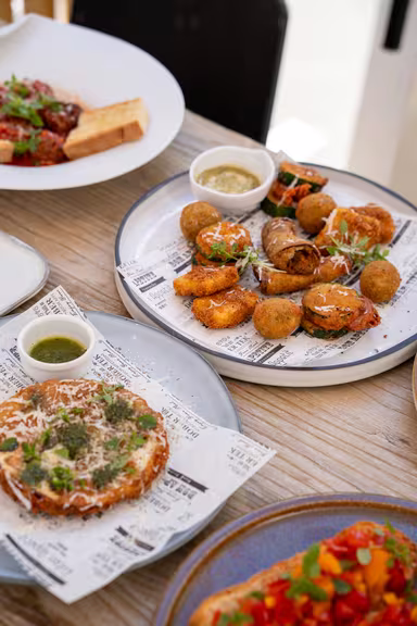 La Famiglia - Image 2