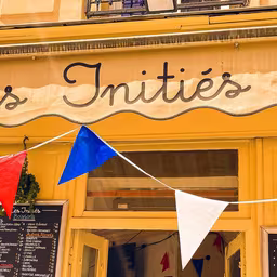 Les Initiés