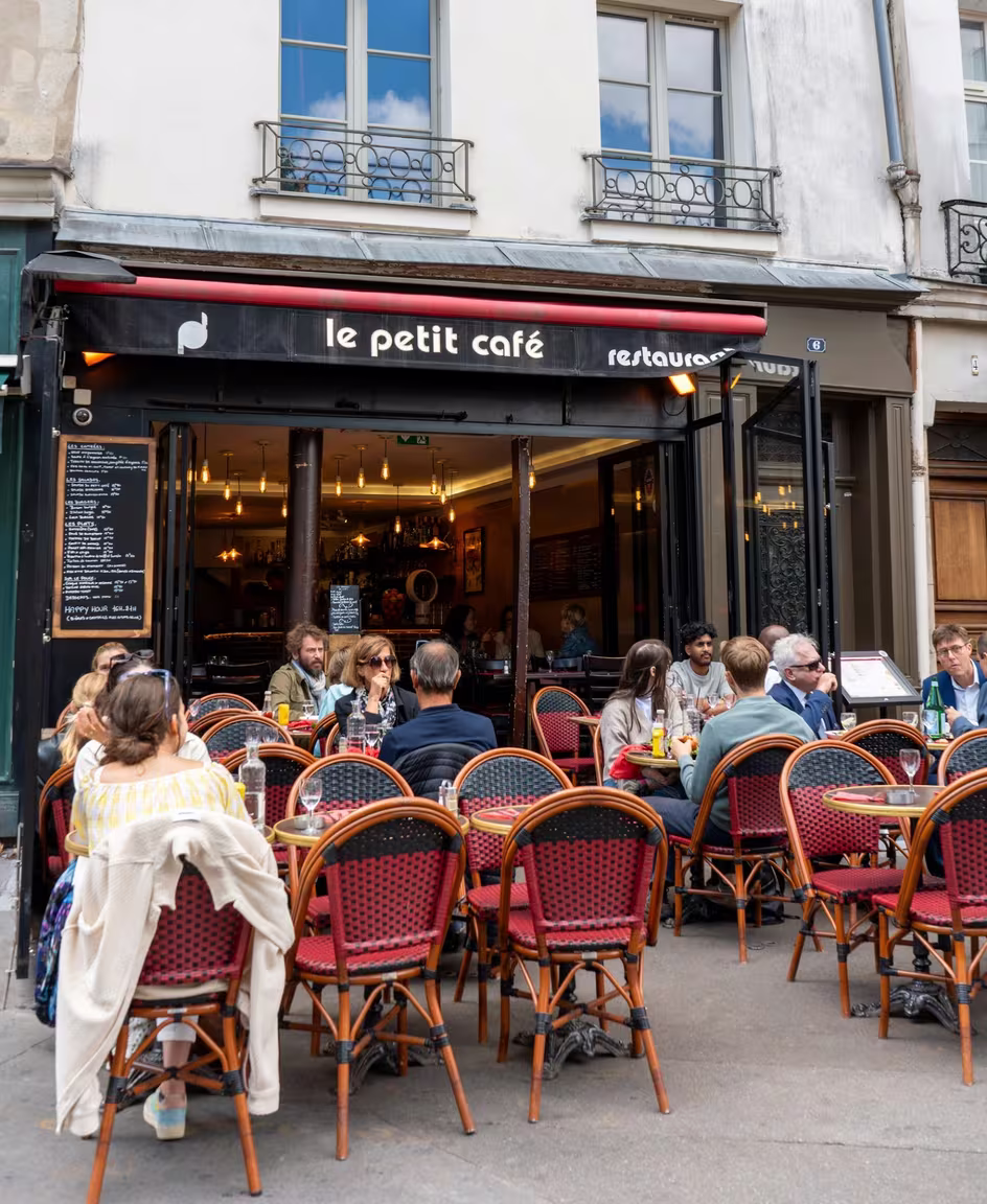 Le Petit Café - Image 2