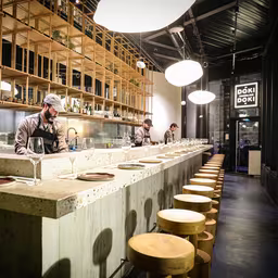 DokiDoki Louvre - Finest Handroll Bar