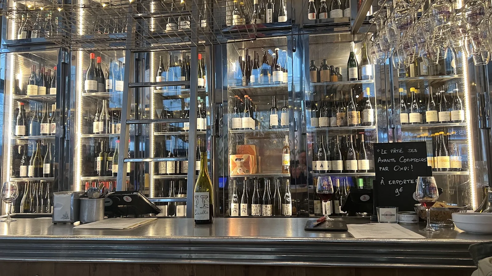 L'Espagne à Paris : tapas, bodegas et comptoirs ibériques