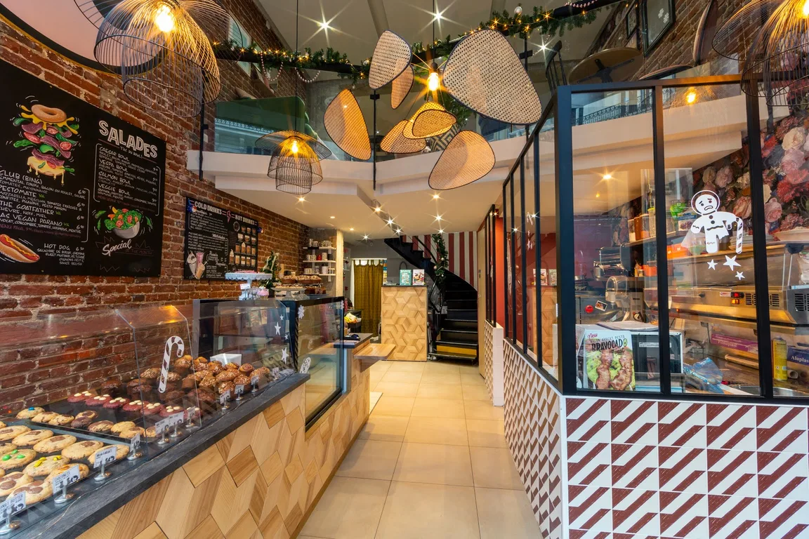 Emilie and the cool kids