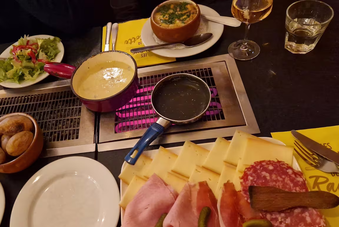 Les Fondus de la Raclette Paris 14eme - Montparnasse - Image 3