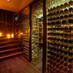 Le Speakeasy Paris, Festive Restaurant and Club, Night Club Discothèque, Boîte de Nuit, Piano Club & Live Music