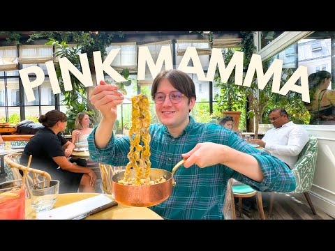 Is it just a TOURISTS RESTAURANT ? (Pink Mamma)