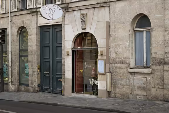 Café Pavane - Image 3
