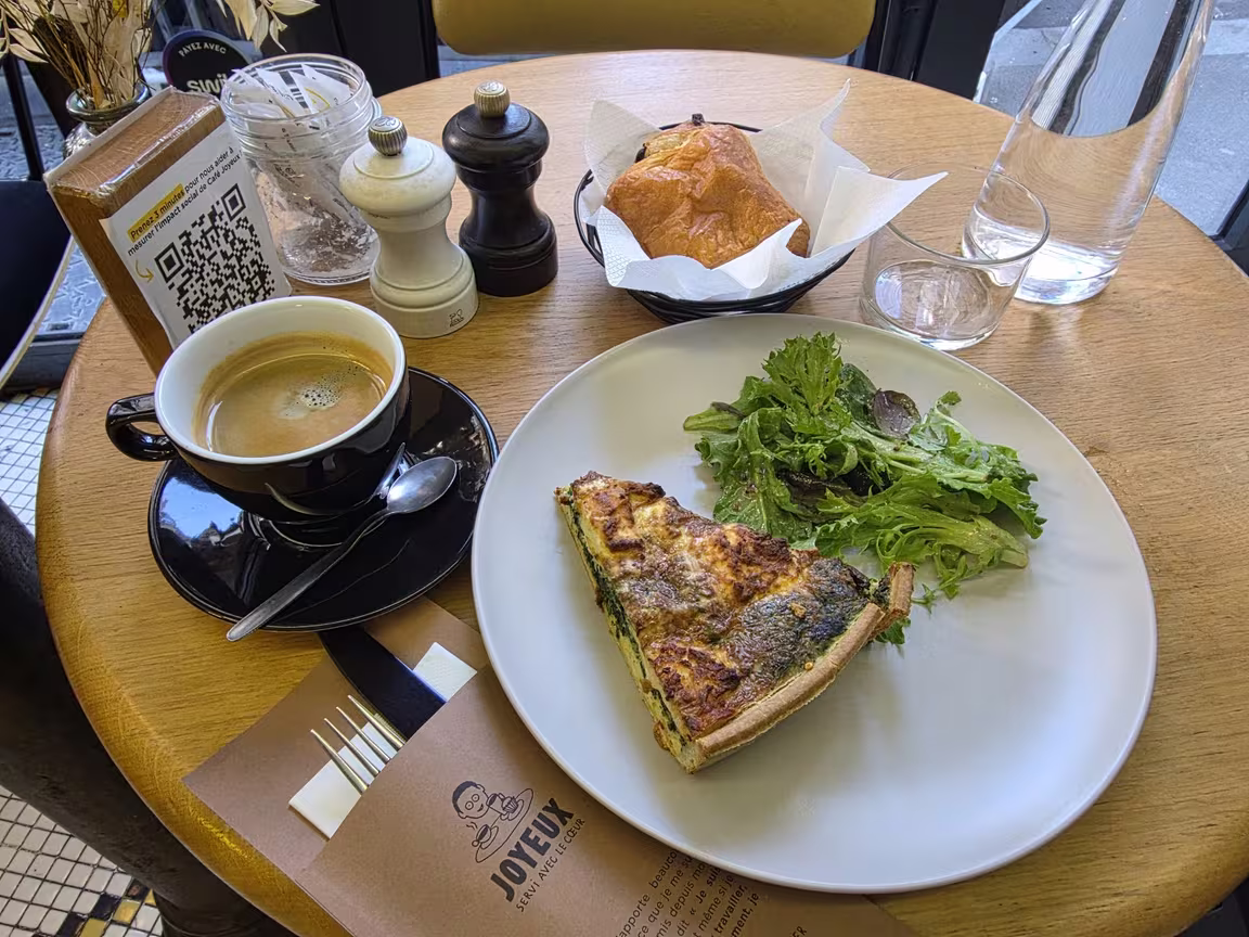 Café Joyeux - Image 3