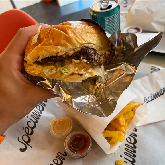 Spécimen Burger Saint Germain - Image 3