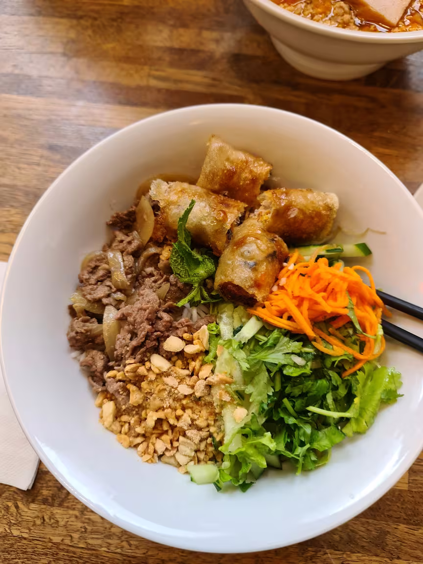 Foyer Vietnam - Image 2