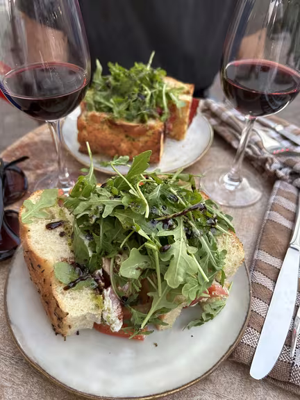 Les Quilles libres - Cave & Bar à vin - Image 2